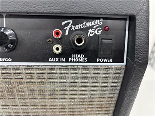 PRE-OWNED FENDER GUITAR AMP FRONTMAN 15G